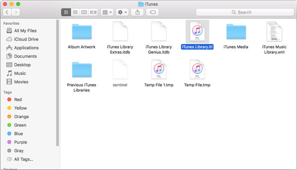 iTunes フォルダを開く